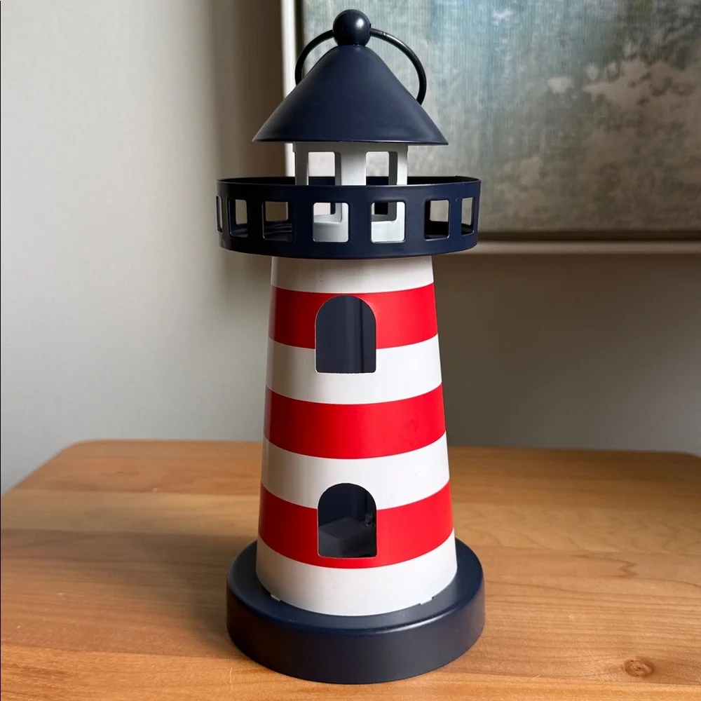 NWOT Target Bullseyes Playground Metal Nautical Coastal Lighthouse LED Lantern